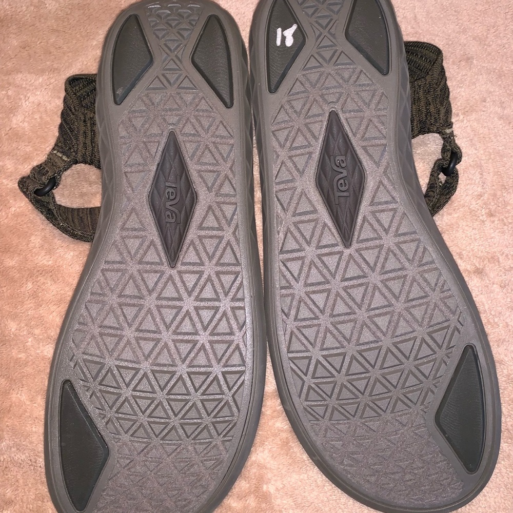 New Olive Green Teva Sandals - Picture 4 of 4